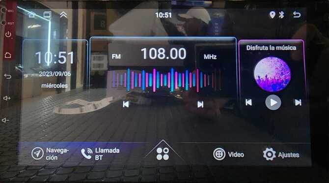 Android 9 pulgadas 2 din 2GB  RAM x 32GB ,Waze, Netflix , You Tube